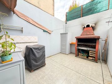 VENTA PH 2 AMBIENTES EN RAMOS MEJIA COCHERA