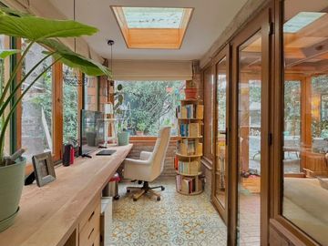 CASA CASTILLO VELASCO / 4D + SERV + OF + SALA ESTAR