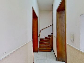 VENTA CASA FLORES 4AMB .2 TERRAZAS+PARRILLA