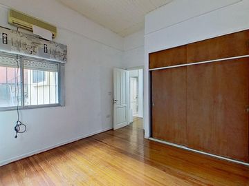 VENTA CASA FLORES 4AMB .2 TERRAZAS+PARRILLA