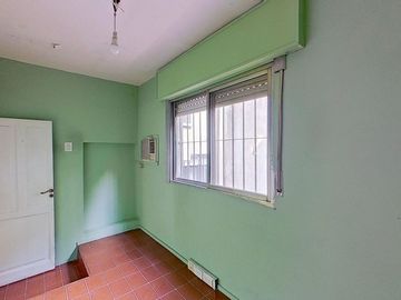 VENTA CASA FLORES 4AMB .2 TERRAZAS+PARRILLA