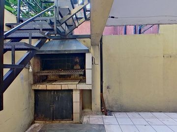 VENTA CASA FLORES 4AMB .2 TERRAZAS+PARRILLA