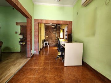 3 AMBIENTES COCHERA PATIO PARRILLA TERRAZA LANUS