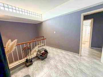 VENTA LOCAL CON PH 4 AMBIENTES CON LOCAL TEMPERLEY