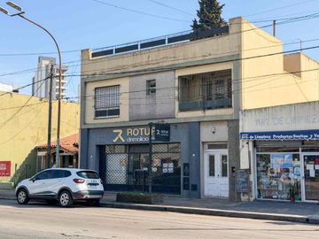 VENTA LOCAL CON PH 4 AMBIENTES CON LOCAL TEMPERLEY