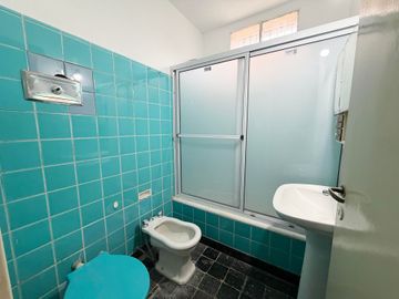 Venta depto 4amb Flores con Balcon