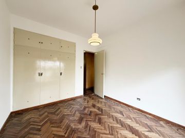 Venta depto 4amb Flores con Balcon