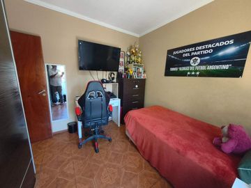 VENTA SAN ANTONIO DE PADUA PH 4 AMB Y QUINCHO