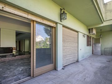VENTA-5 AMBIENTES- CON PATIO- VILLA LUGANO