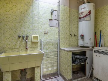 VENTA-5 AMBIENTES- CON PATIO- VILLA LUGANO