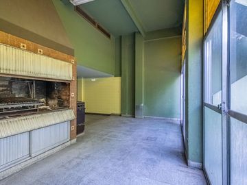 VENTA-5 AMBIENTES- CON PATIO- VILLA LUGANO