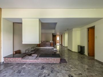 VENTA-5 AMBIENTES- CON PATIO- VILLA LUGANO