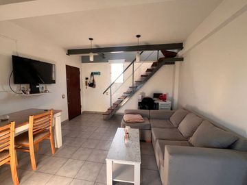 PH DOS AMBIENTES EN VENTA EN REMEDIOS DE ESCALADA