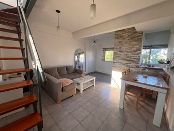 PH DOS AMBIENTES EN VENTA EN REMEDIOS DE ESCALADA