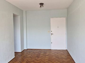 Venta Departamento 3 ambientes, todo Sol Balvanera