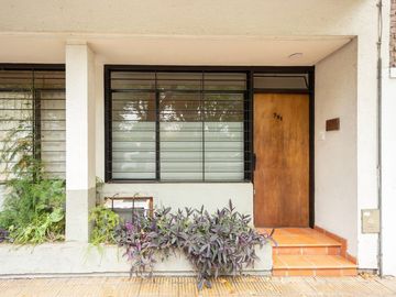 VENTA DEPTO 2 AMB. REFACCIONADO  ACASSUSO