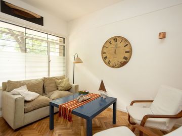 VENTA DEPTO 2 AMB. REFACCIONADO  ACASSUSO
