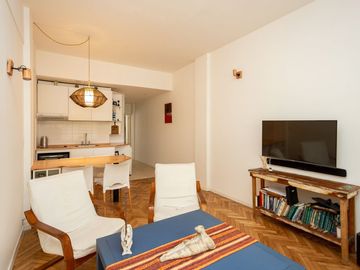 VENTA DEPTO 2 AMB. REFACCIONADO  ACASSUSO