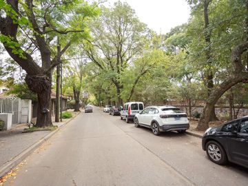 VENTA DEPTO 2 AMB. REFACCIONADO  ACASSUSO
