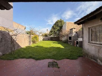 CASA EN VENTA 3 DORMITORIOS BARRIO BELGRANO