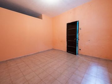 VENTA CASA A REFACCIONAR EN BARRIO SARMIENTO