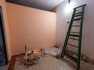 VENTA CASA A REFACCIONAR EN BARRIO SARMIENTO