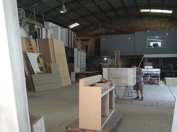 VENTA GALPONES LOTE INDUSTRIAL OFICINAS 8100M2 R21