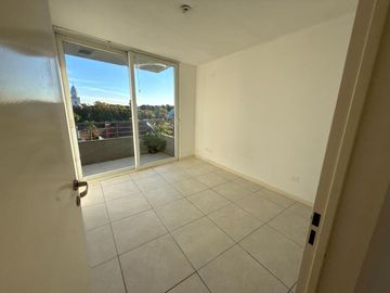 VENTA 2 AMBIENTES 50M2  VICTORIA BALCON