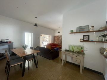 PH EN VENTA EN BRAGADO EN ZONA CENTRICA