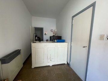 PH EN VENTA EN BRAGADO EN ZONA CENTRICA