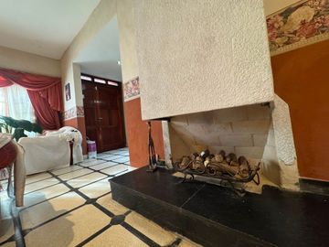VENTA CASA DE 6 AMBIENTES EN MARTINEZ
