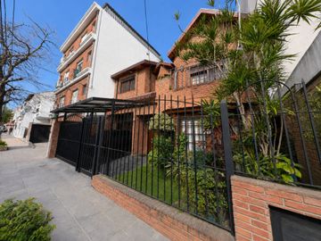 VENTA CASA DE 6 AMBIENTES EN MARTINEZ