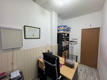 VENTA CASA DE 6 AMBIENTES EN MARTINEZ