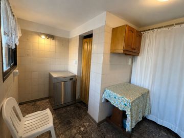 VENTA CASA DE 6 AMBIENTES EN MARTINEZ