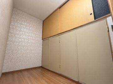 VENTA CASA DE 6 AMBIENTES EN MARTINEZ