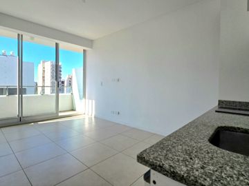 MONOAMBIENTE EN VENTA EN FLORES APTO CREDITO