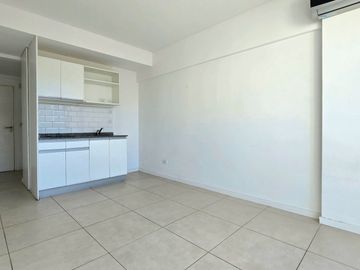MONOAMBIENTE EN VENTA EN FLORES APTO CREDITO