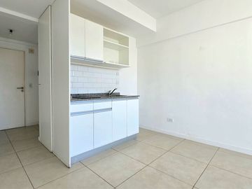 MONOAMBIENTE EN VENTA EN FLORES APTO CREDITO