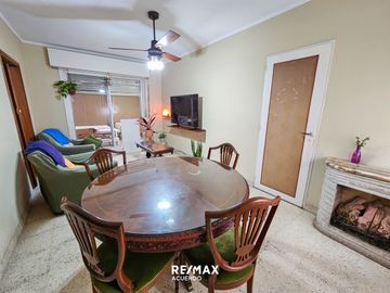 VENTA PH CASA MACROCENTRO 2 DORM Y PATIO CERRAD0