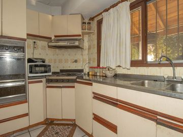 CASA EN VENTA VILLA MARTELLI CON COCHERA