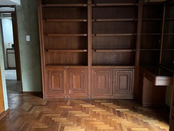 DEPARTAMENTO PISO ENTERO AV COLON CENTRO  COCHERA