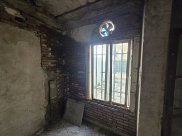 CASA GRAN POTENCIAL PARA RECICLAR-PLENO ABASTO