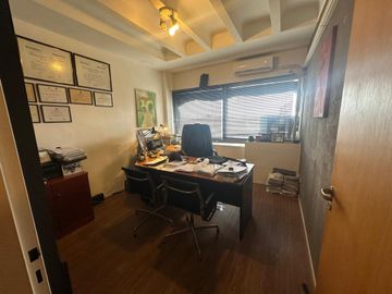 OFICINA EN VENTA EN SAN ISIDRO CENTRO APTO PROF