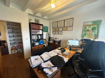 OFICINA EN VENTA EN SAN ISIDRO CENTRO APTO PROF