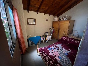CASA EN VENTA EN TIGRE, OPORTUNIDAD!