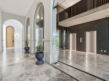 VENTA DEPTO 2 AMB EN DEVOTO CON TERRAZA PROPIA