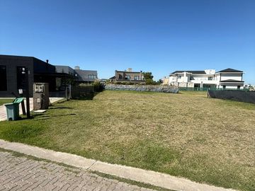 TERRENO EN VENTA LAGOS DE CANNING ETAPA 1