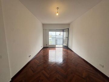 DEPARTAMENTO EN ALQUILER EN VILLA CRESPO BALCON