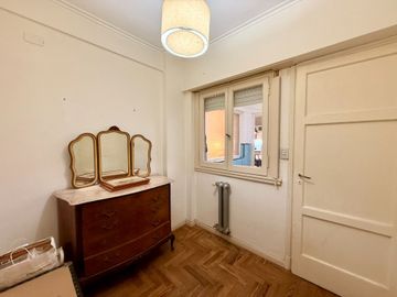 VENTA SEMIPISO 4 AMBIENTES - APTO CREDITO - CENTRO