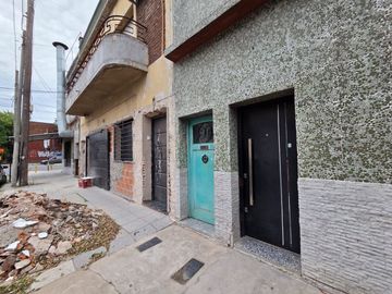 VENTA PH 3 AMB C/PATIO APTO CRÉDITO - AVELLANEDA